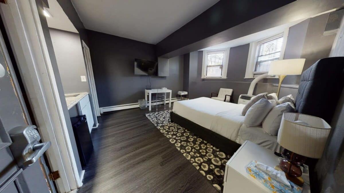Lower Level Studios In Hip Bay Village Βοστώνη Εξωτερικό φωτογραφία